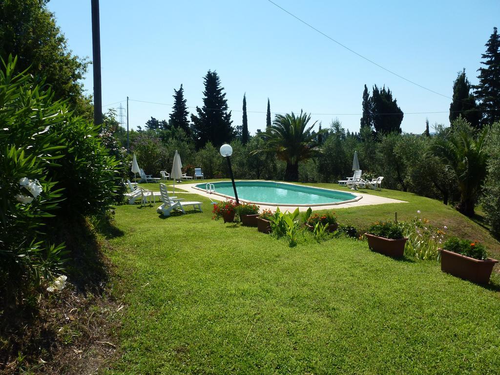 Agriturismo Poggio Al Tesoro Crespina Bilik gambar