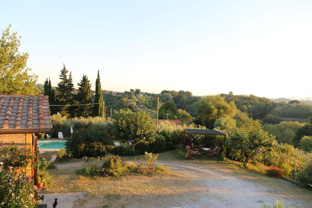 Agriturismo Poggio Al Tesoro Crespina Luaran gambar