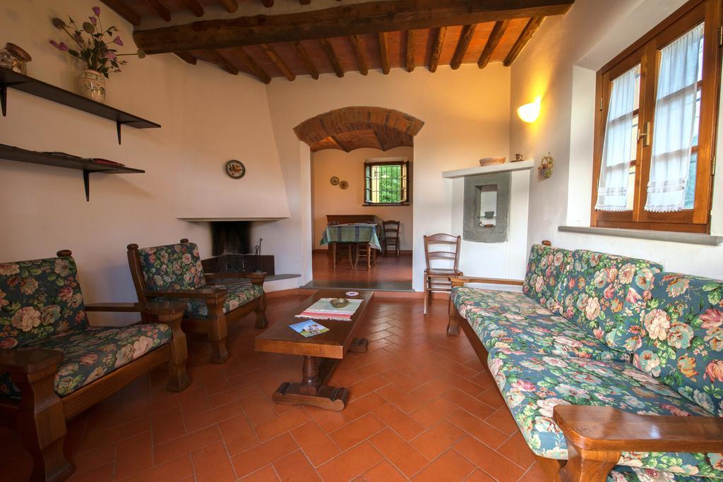 Agriturismo Poggio Al Tesoro Crespina Luaran gambar
